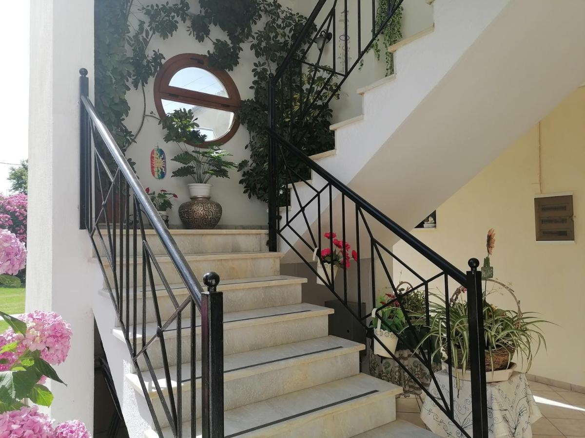 Palatino Studios Agia Paraskevi  Bagian luar foto